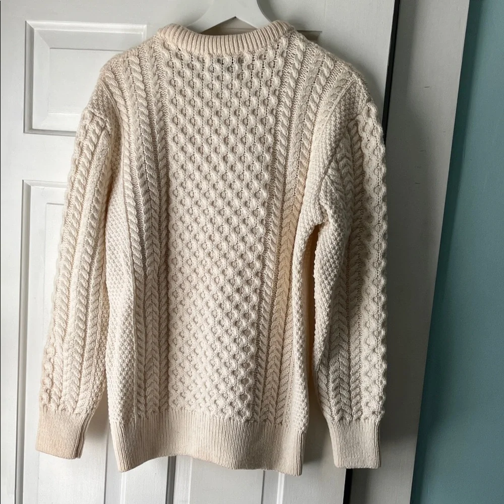 Like New The Woollen Market Ireland 🇮🇪 100% Merino Wool Cream Cable Knit Sweater - Picture 6 of 8